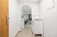 Eingang mit Garderobe