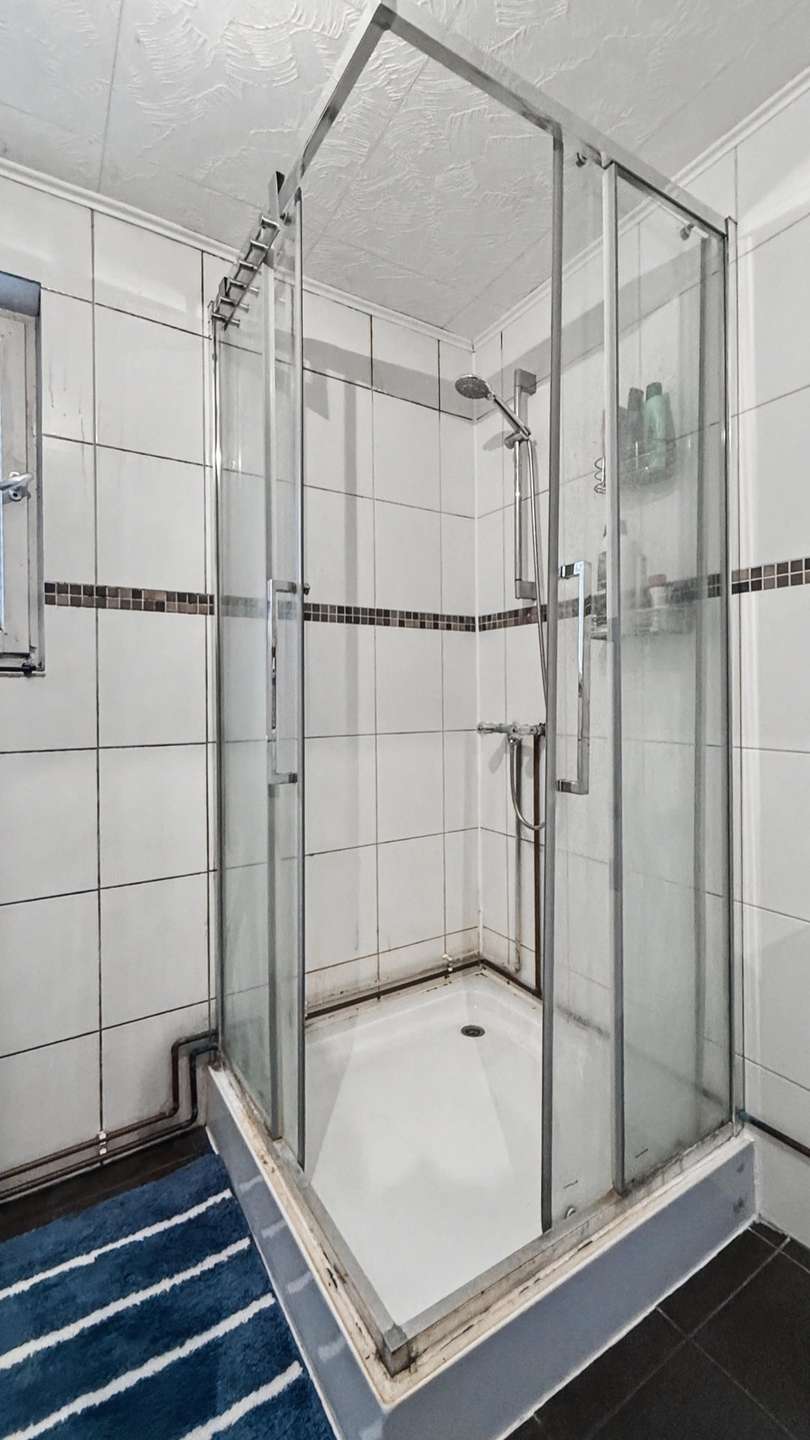 Badezimmer 2