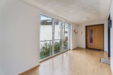 Flur - Zukunftssichere Kapitalanlage – barrierefreie Maisonettewohnung mit Betreuungsangebot in Ehingen