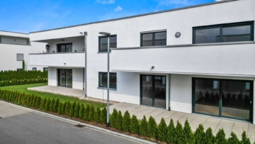 Modern wohnen mit Komfort – barrierefreie Neubauwohnung mit großem Balkon im 1. Obergeschoss, 88433 Schemmerhofen, Wohnung