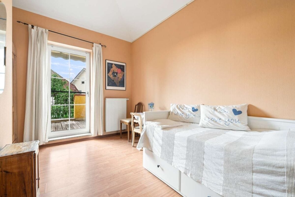 Kinderzimmer / Büro