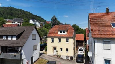 Die preiswerte Alternative zur Eigentumswohnung: Einfamilienhaus mit Garten in Unterreichenbach, 75399 Unterreichenbach, Einfamilienhaus
