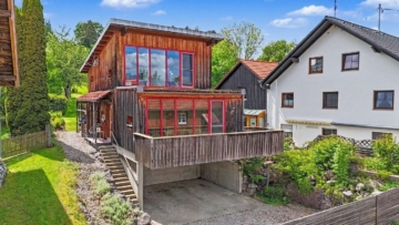 Urlaub zuhause: Einzigartiges Wohnhaus mit traumhaftem Garten in Leeder, 86925 Fuchstal, Einfamilienhaus