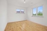 Zimmer 1. OG - KfW-QNG Neubau! Bezugsfertiges Einfamilienhaus inkl. Carport und Stellplatz
