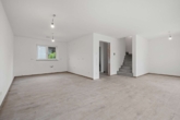 Wohnen/Essen/Küche - KfW-QNG Neubau! Bezugsfertiges Einfamilienhaus inkl. Carport und Stellplatz