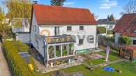 Hausansicht - Charmantes Einfamilienhaus mit Wintergarten, großem Garten & vielseitigem Potenzial