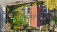 Grundstücksansicht - Charmantes Einfamilienhaus mit Wintergarten, großem Garten & vielseitigem Potenzial