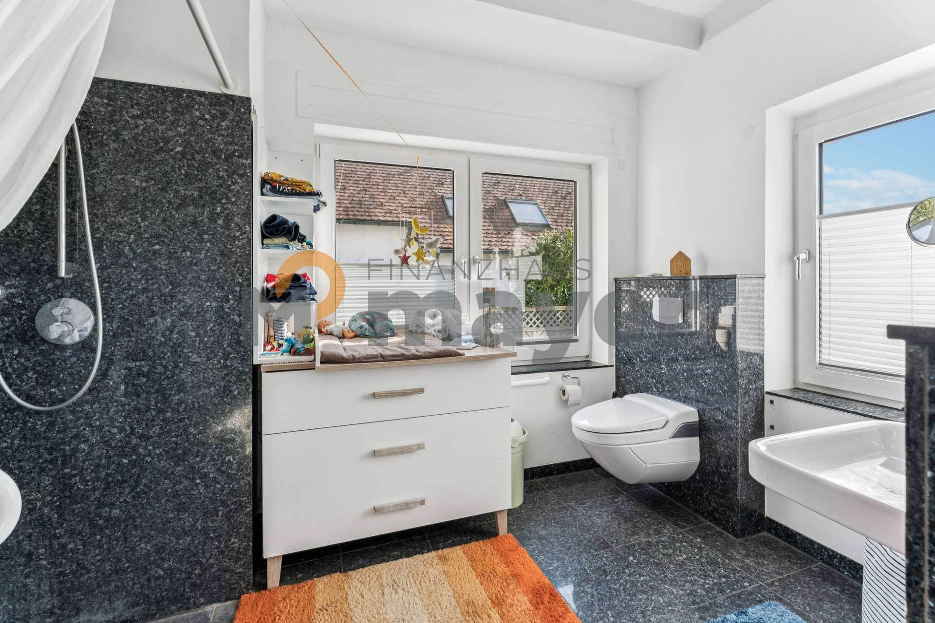 Badezimmer EG