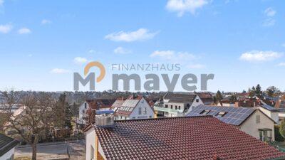 Großzügiges Einfamilienhaus mit Einliegerwohnung auf 753 m² Grundstück in zentraler Lage, 88471 Laupheim, Einfamilienhaus