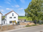 Hausansicht Süd - KfW-QNG Neubau! Bezugsfreies Einfamilienhaus mit großem Garten